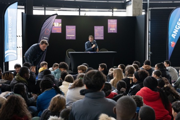 Nicolas Mahut et les scolaires